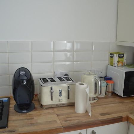 Two Bedroom Flat In Лондон Екстер'єр фото